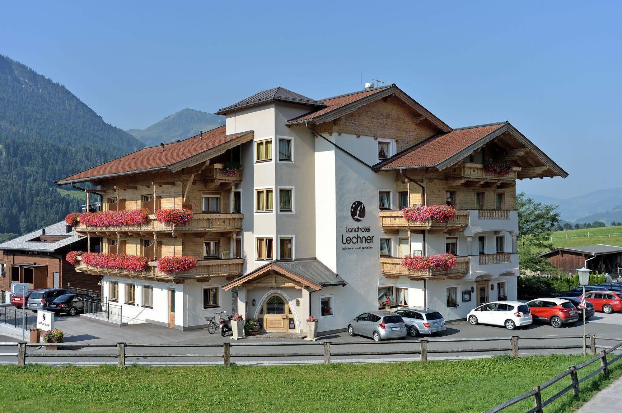Landhotel Lechner Kirchberg in Tirol Eksteriør bilde